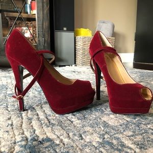 Colin Stuart 7.5 Peep-Toe Platform Heels